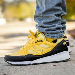 NWB Saucony Shadow 6000 Men's Shoes Yellow/Black Size 8